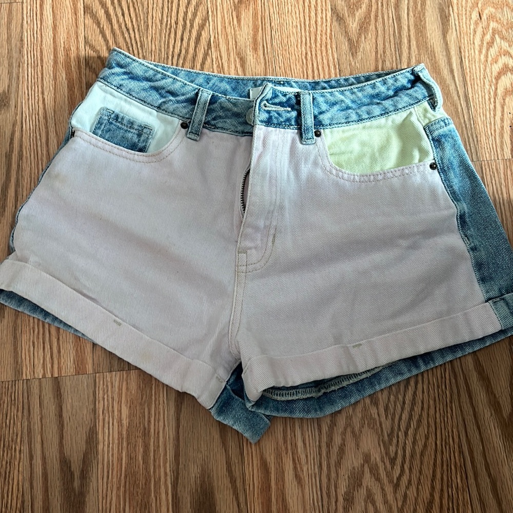 Pacsun multi-colored mom shorts